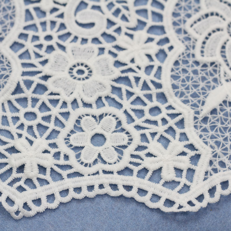 辨別刺繡花邊質(zhì)量優(yōu)劣的方法