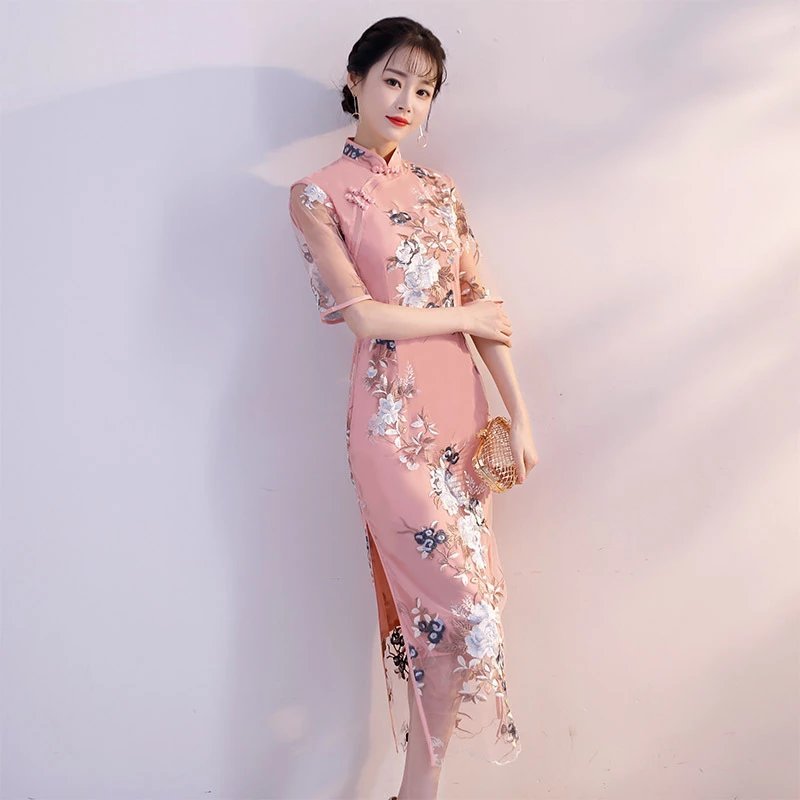 繡花旗袍裙，方寸之間心盡顯女人之美